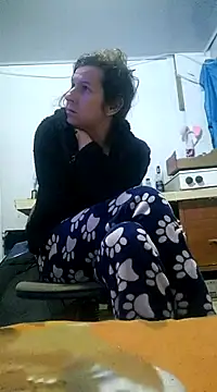 Snapshot of Cameron_puppy chatting on 03.06.25 Cameron puppy online show from 03.06.25