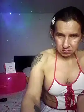 Snapshot of Cameron_puppy chatting on 10.12.25 Cameron puppy online show from 10.12.25