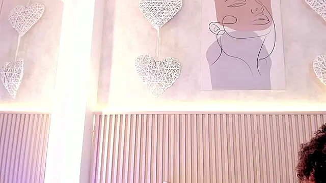 daiana curly online show from 09.17.25