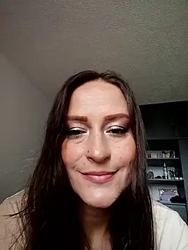 JadeHiilton online show from 09.30.25