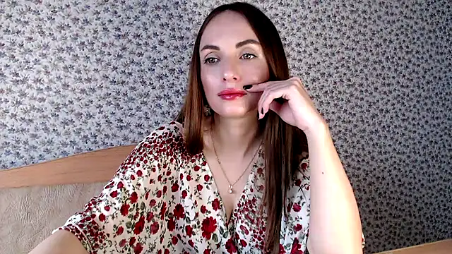 Tinadream20 online show from 10.18.25