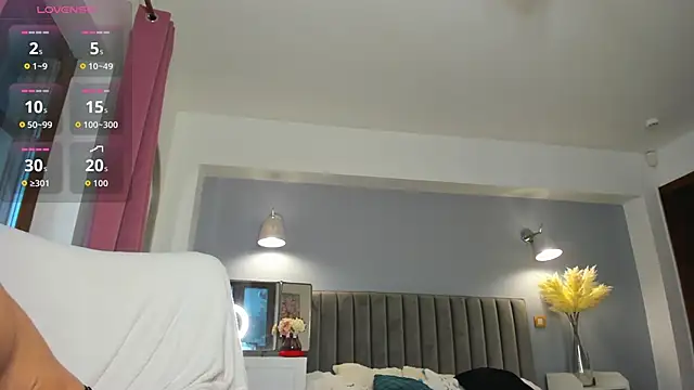 Awesome Jolie online show from 02.07.26