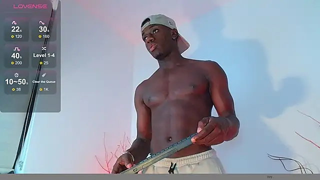 Snapshot of mike_wallace chatting on 12.10.24 mike wallace online show from 12.10.24