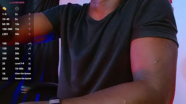 Snapshot of mike_wallace chatting on 10.15.25 mike wallace online show from 10.15.25