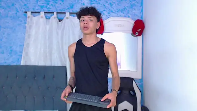 Snapshot of Harry_jhonsson chatting on 02.21.26 Harry jhonsson online show from 02.21.26