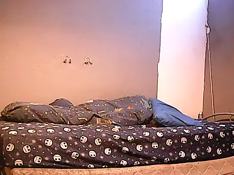 twinkerbell344 online show from 12.21.25