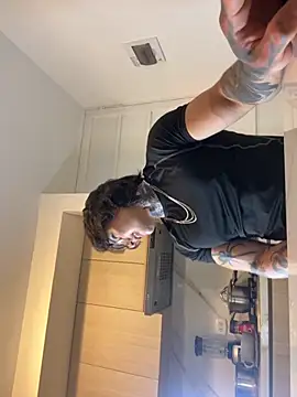 Snapshot of dantecoppolaa_ chatting on 09.16.25 dantecoppolaa online show from 09.16.25