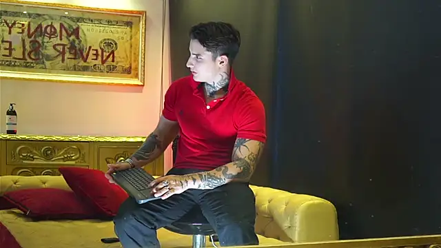 Snapshot of dantecoppolaa_ chatting on 05.09.26 dantecoppolaa online show from 05.09.26