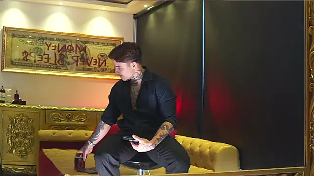 Snapshot of dantecoppolaa_ chatting on 05.31.26 dantecoppolaa online show from 05.31.26