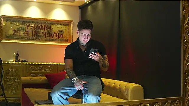 Snapshot of dantecoppolaa_ chatting on 06.22.26 dantecoppolaa online show from 06.22.26
