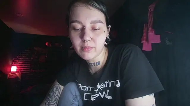 Snapshot of MoorderxDoll chatting on 03.16.25 MoorderxDoll online show from 03.16.25