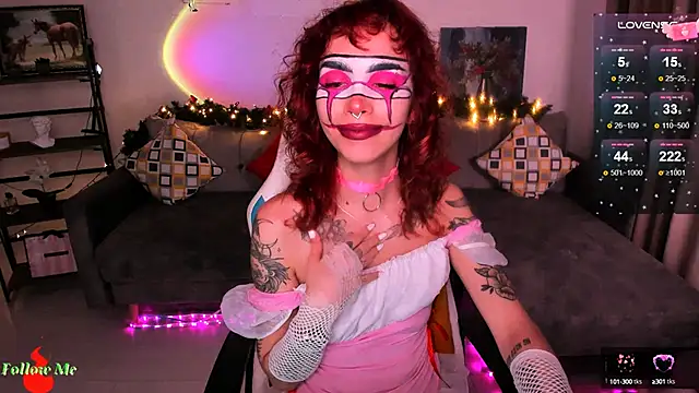 Snapshot of LeylaNoiry chatting on 01.21.25 LeylaNoiry online show from 01.21.25