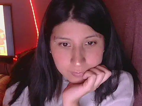 Snapshot of has_Zky chatting on 05.12.26 has Zky online show from 05.12.26