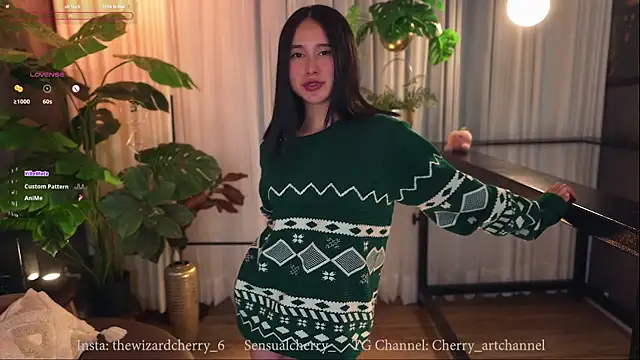 Snapshot of Miss_beee chatting on 12.23.25 Miss beee online show from 12.23.25