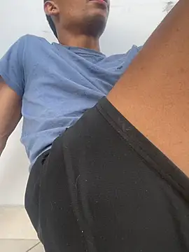 Aaronblack1  online show from 04.18.26