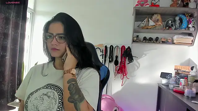 scarlet-kennedy98 online show from 12.31.24