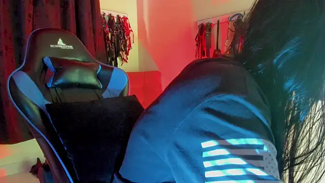 scarlet-kennedy98 online show from 11.20.25