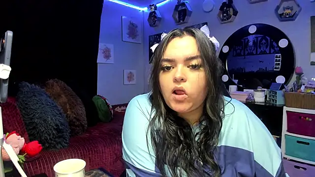 Luise Meyrink online show from 03.24.26