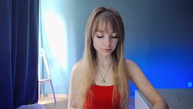 LuciaYoung online show from 02.25.25