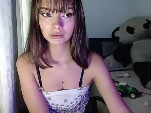 Snapshot of _annie_rosse chatting on 06.10.26 annie rosse online show from 06.10.26