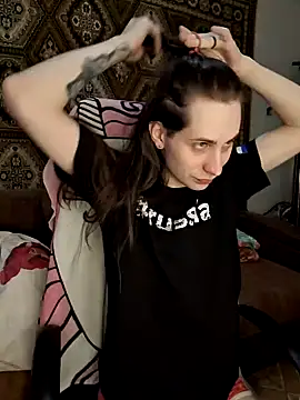 Nikki Sandy online show from 01.21.25