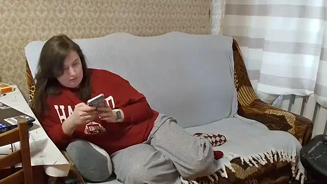 Snapshot of franceska_blue chatting on 02.04.26 franceska blue online show from 02.04.26