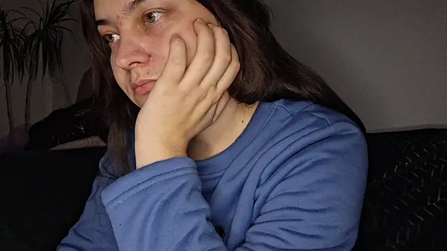 Snapshot of Cyndee_Winter chatting on 11.17.25 Cyndee Winter online show from 11.17.25