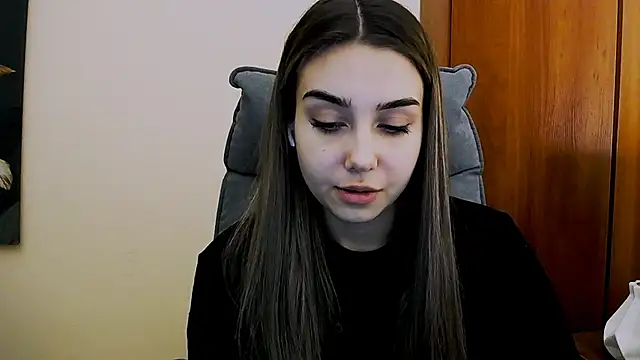 Lili magic online show from 03.21.25