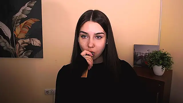 Lili magic online show from 09.24.25