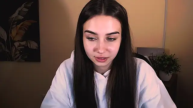 Lili magic online show from 10.11.25