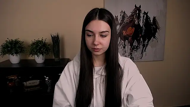 Lili magic online show from 11.13.25