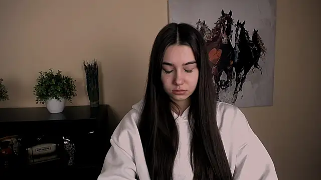 Lili magic online show from 12.19.25