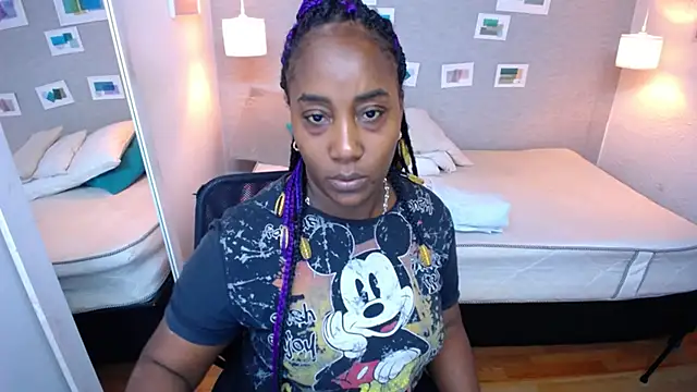 Snapshot of kiara_evanss chatting on 01.18.25 kiara evanss online show from 01.18.25