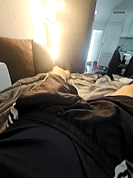 Snapshot of Daddyslegacy chatting on 12.25.24 Daddyslegacy online show from 12.25.24