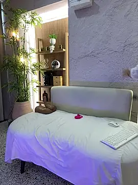 LIAH IZUMI online show from 03.21.26