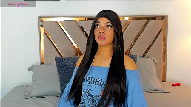 Snapshot of Hanz_sex chatting on 12.13.24 Hanz sex online show from 12.13.24