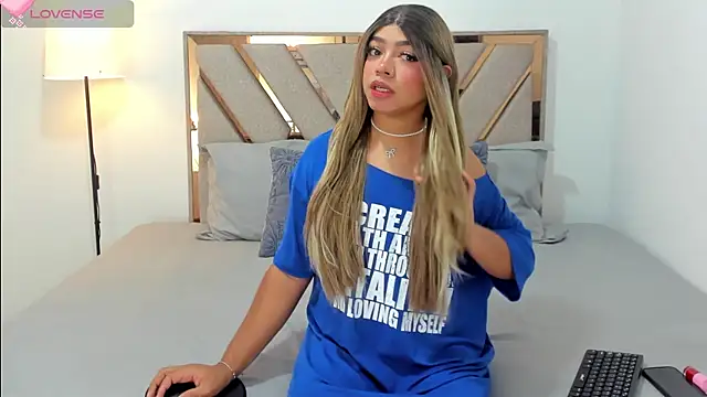 Snapshot of Hanz_sex chatting on 11.14.25 Hanz sex online show from 11.14.25