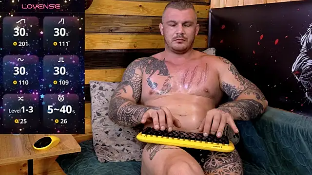Snapshot of MrrKray chatting on 07.18.26 MrrKray online show from 07.18.26