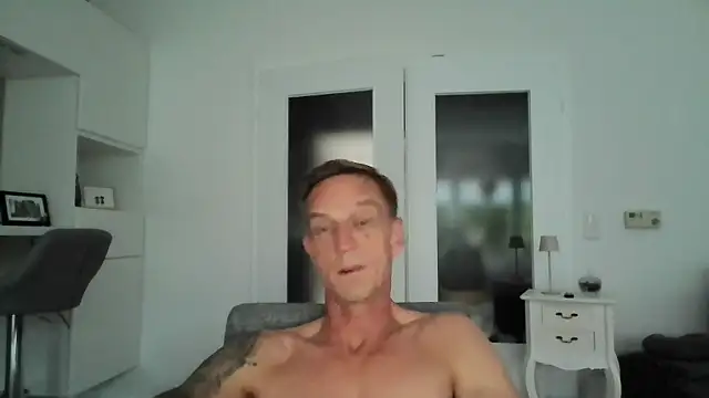 Snapshot of dirks71 chatting on 09.19.25 dirks71 online show from 09.19.25