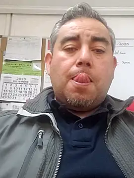 Manolete007x online show from 12.19.25