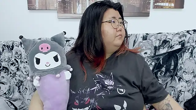 Snapshot of Nadine_asian chatting on 12.15.24 Nadine asian online show from 12.15.24