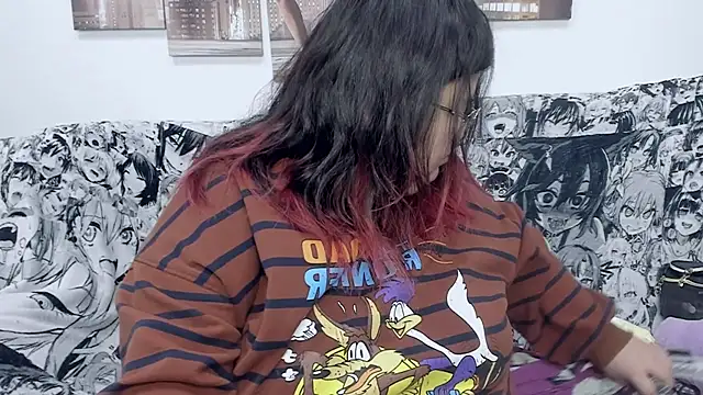 Snapshot of Nadine_asian chatting on 01.07.25 Nadine asian online show from 01.07.25