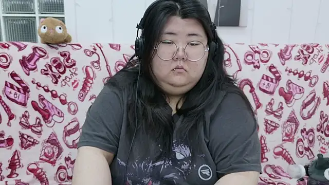 Nadine asian online show from 02.14.26