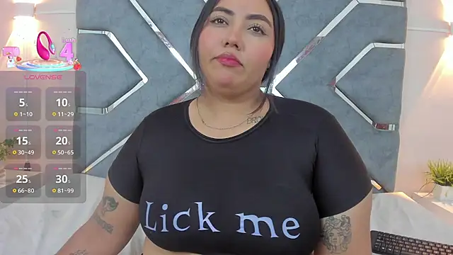 LucciaPorter online show from 10.09.25