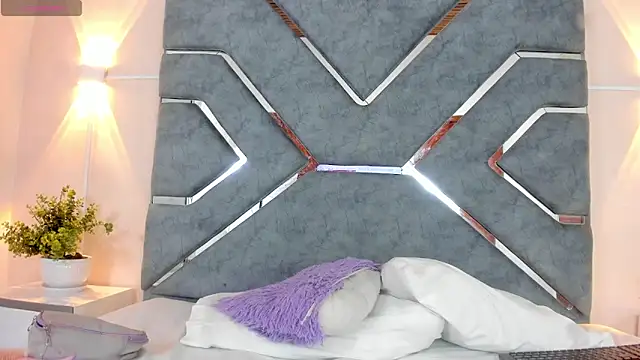 LucciaPorter online show from 04.13.26