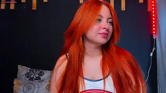 Snapshot of izyzys_baker chatting on 06.19.26 izyzys baker online show from 06.19.26