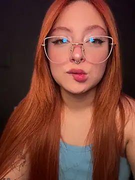 Snapshot of izyzys_baker chatting on 06.19.26 izyzys baker online show from 06.19.26