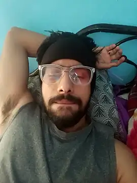 Snapshot of snigdha25 chatting on 02.18.26 snigdha25 online show from 02.18.26