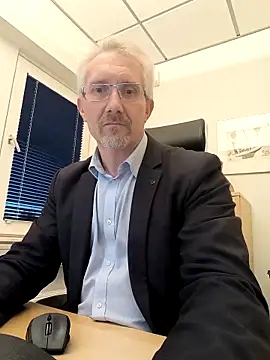 tom-swede online show from 10.30.25