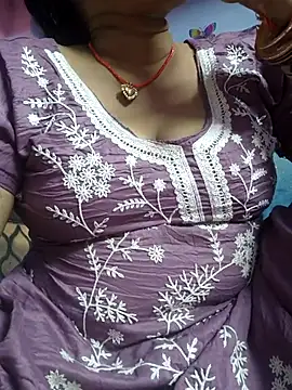 Snapshot of Ritasingh-0461 chatting on 10.29.25 Ritasingh-0461 online show from 10.29.25